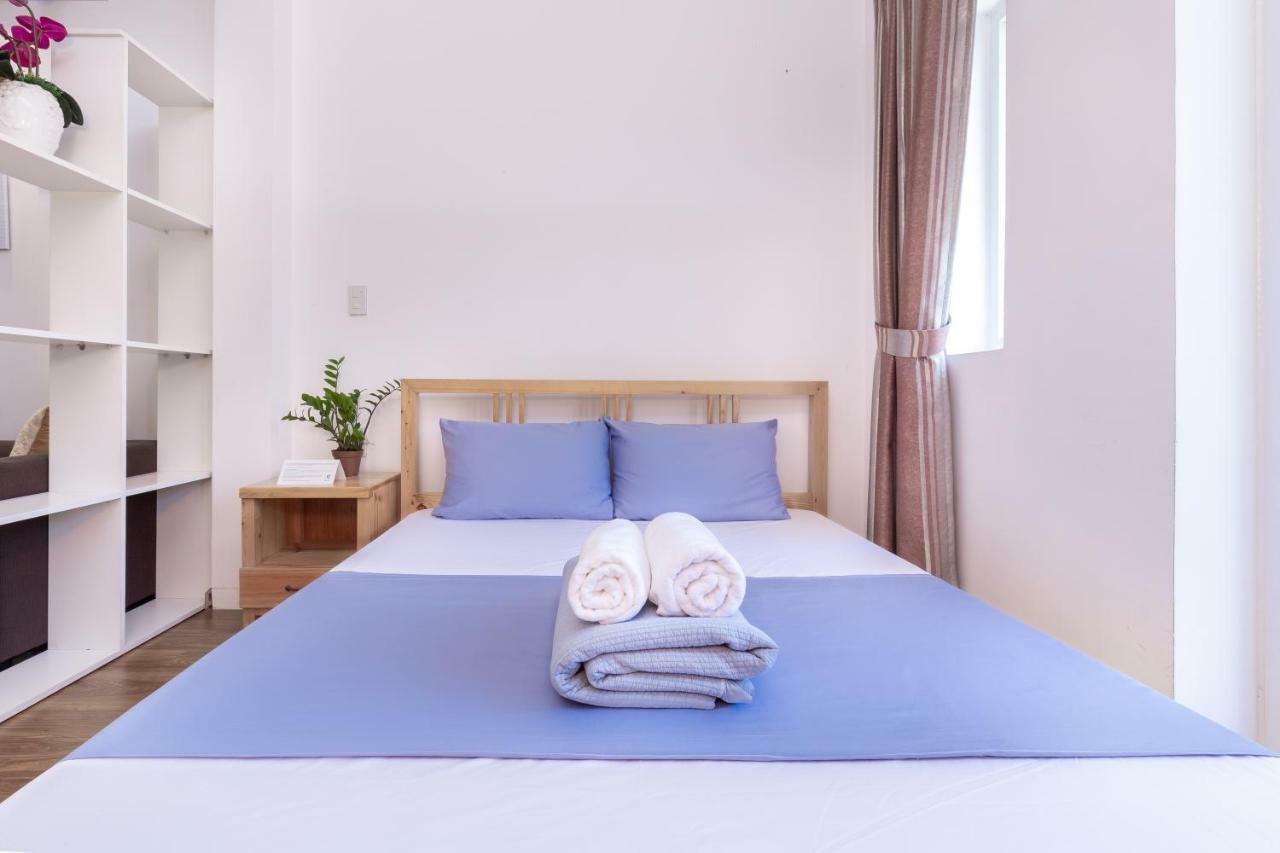 Cozrum Homes Truong Dinh Хошимин Екстериор снимка