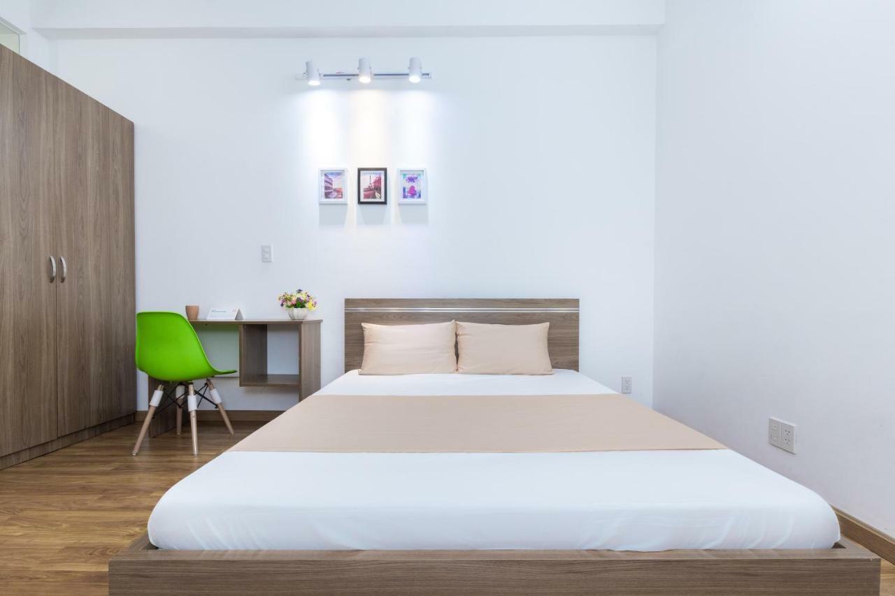 Cozrum Homes Truong Dinh Хошимин Екстериор снимка