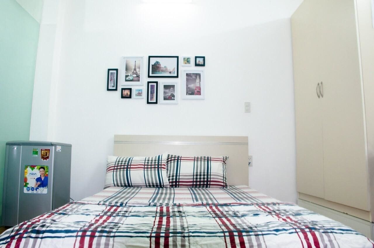 Cozrum Homes Truong Dinh Хошимин Екстериор снимка